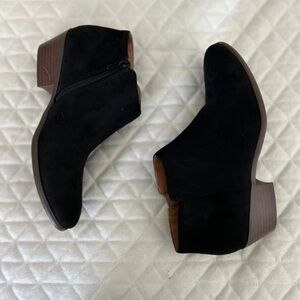 Elegant Black Suede Ankle Booties